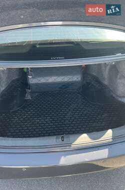 Седан Honda Accord 2012 в 