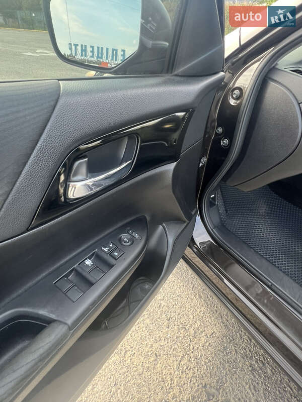 Седан Honda Accord 2016 в Ужгороді