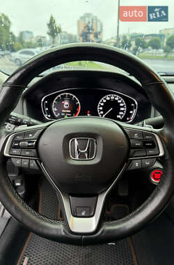 Седан Honda Accord 2018 в 