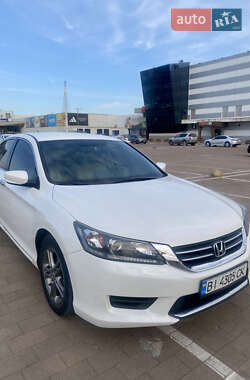 Седан Honda Accord 2015 в Житомире