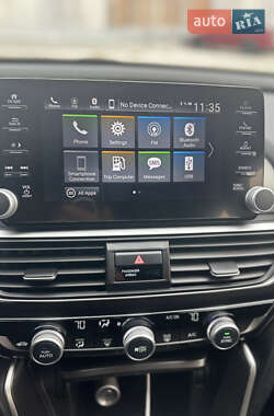 Седан Honda Accord 2018 в 