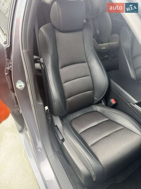 Седан Honda Accord 2018 в Києві