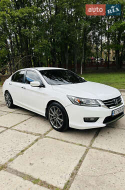 Седан Honda Accord 2014 в 