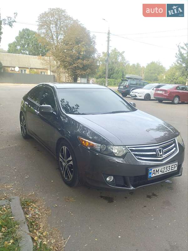 Седан Honda Accord 2009 в Житомирі