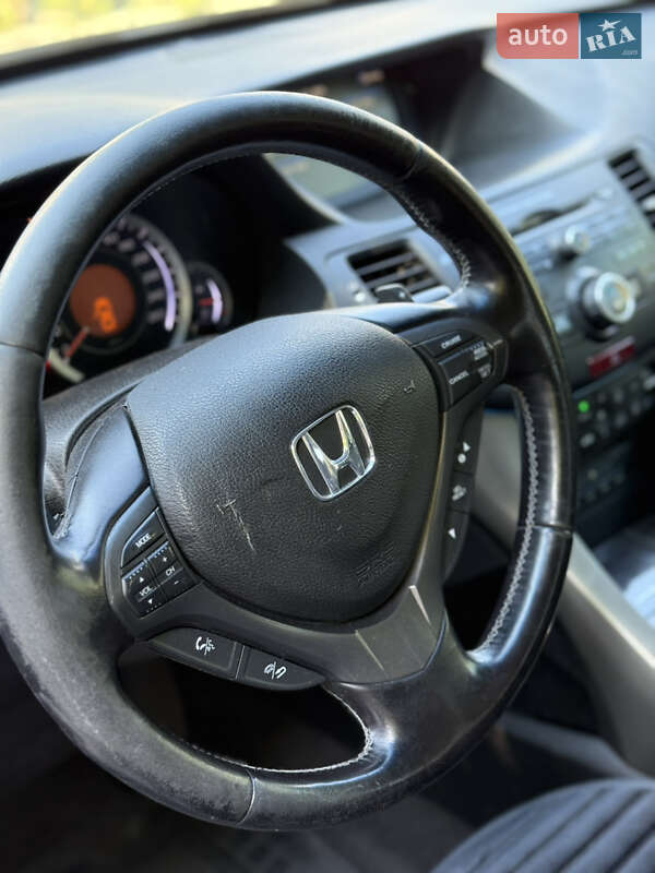 Седан Honda Accord 2011 в Киеве