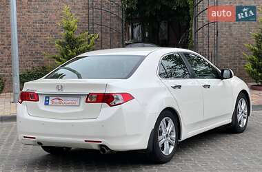 Седан Honda Accord 2011 в 