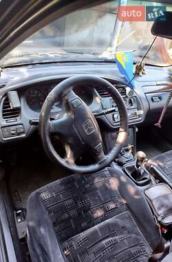 Седан Honda Accord 1999 в 