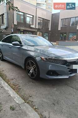 Седан Honda Accord 2021 в 