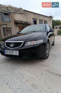Седан Honda Accord 2004 в Кам'янець-Подільському
