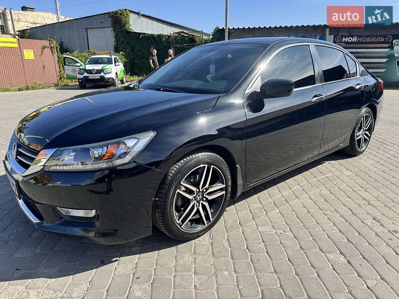 Седан Honda Accord 2015 в Харкові