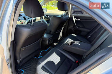 Седан Honda Accord 2011 в 
