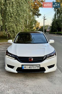 Седан Honda Accord 2013 в Киеве