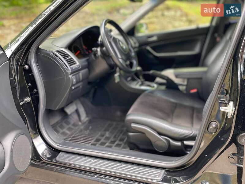 Седан Honda Accord 2007 в Остроге