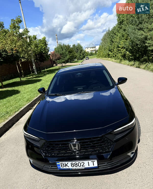 Седан Honda Accord 2024 в Ровно