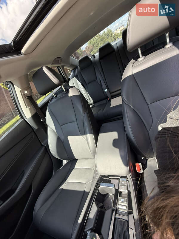 Седан Honda Accord 2024 в Ровно