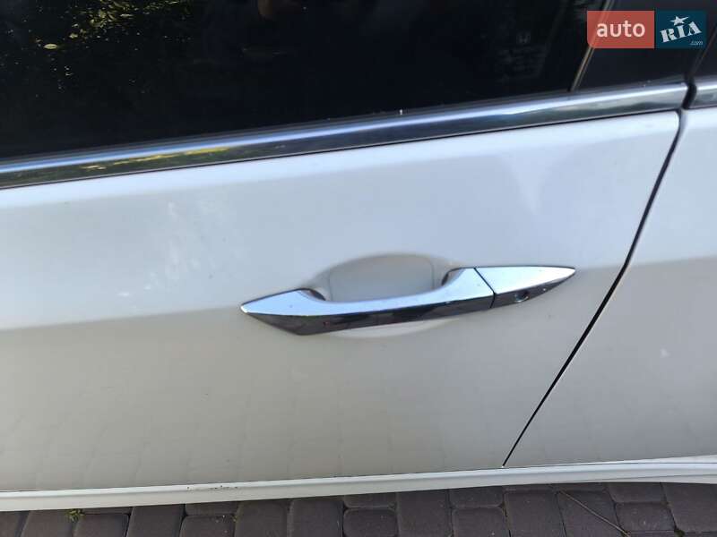 Седан Honda Accord 2010 в Киеве