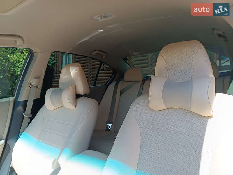 Седан Honda Accord 2017 в Шепетівці