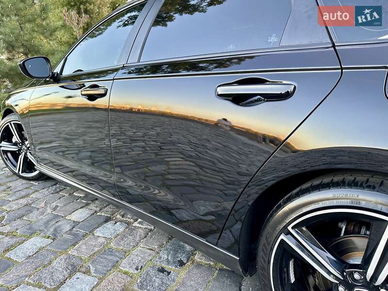 Седан Honda Accord 2023 в Киеве