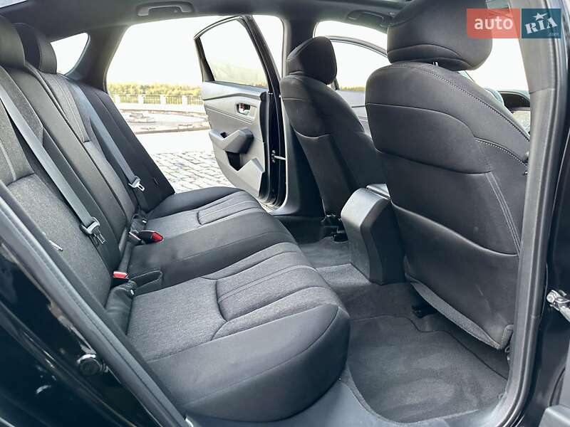 Седан Honda Accord 2023 в Киеве