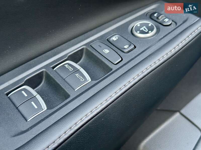 Седан Honda Accord 2023 в Киеве