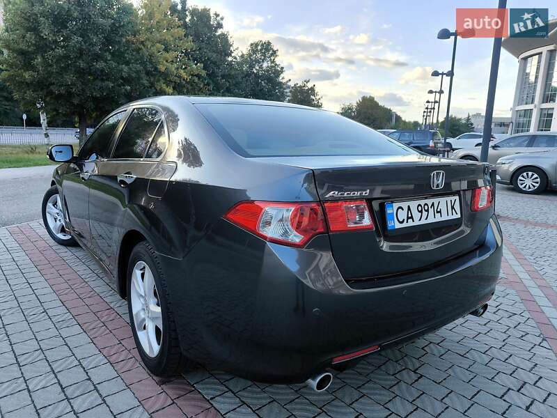 Седан Honda Accord 2008 в Днепре