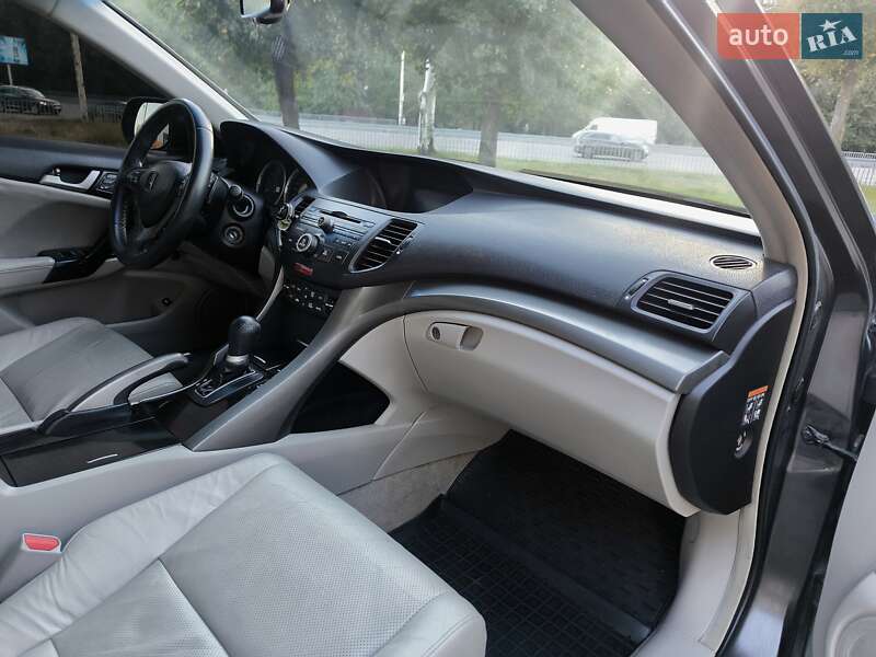 Седан Honda Accord 2008 в Днепре