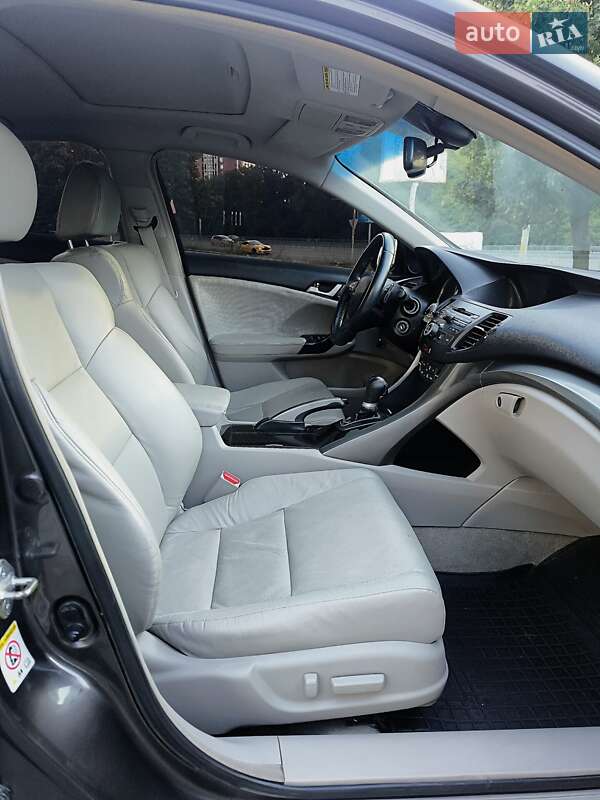 Седан Honda Accord 2008 в Днепре