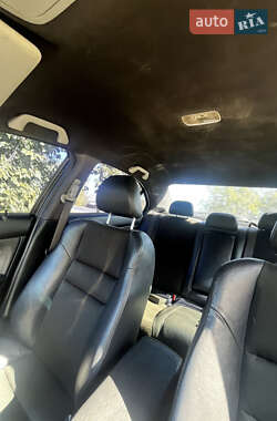 Седан Honda Accord 2004 в 