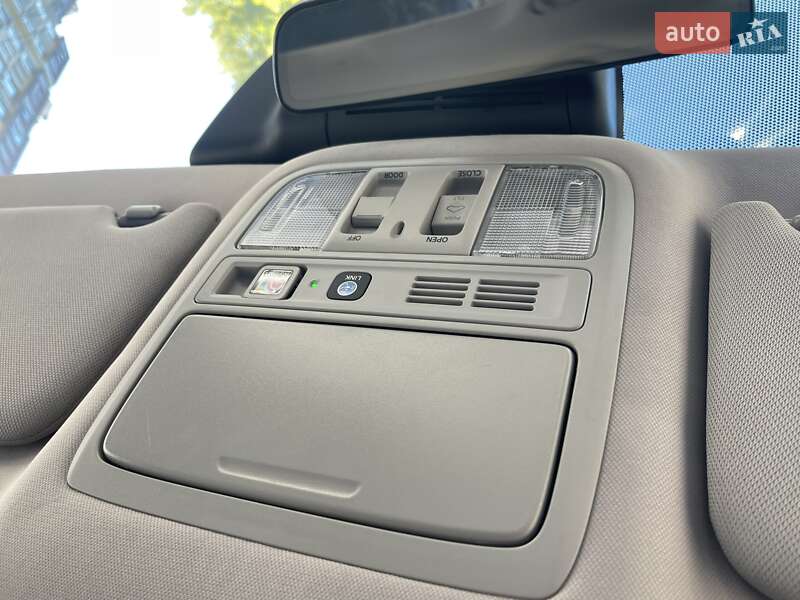 Седан Honda Accord 2018 в Одессе