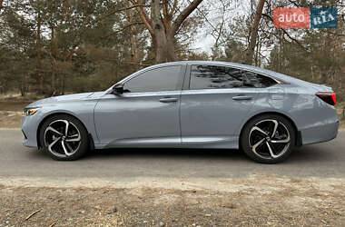 Седан Honda Accord 2022 в 