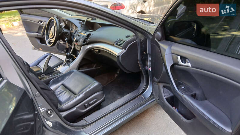 Honda Accord 2011