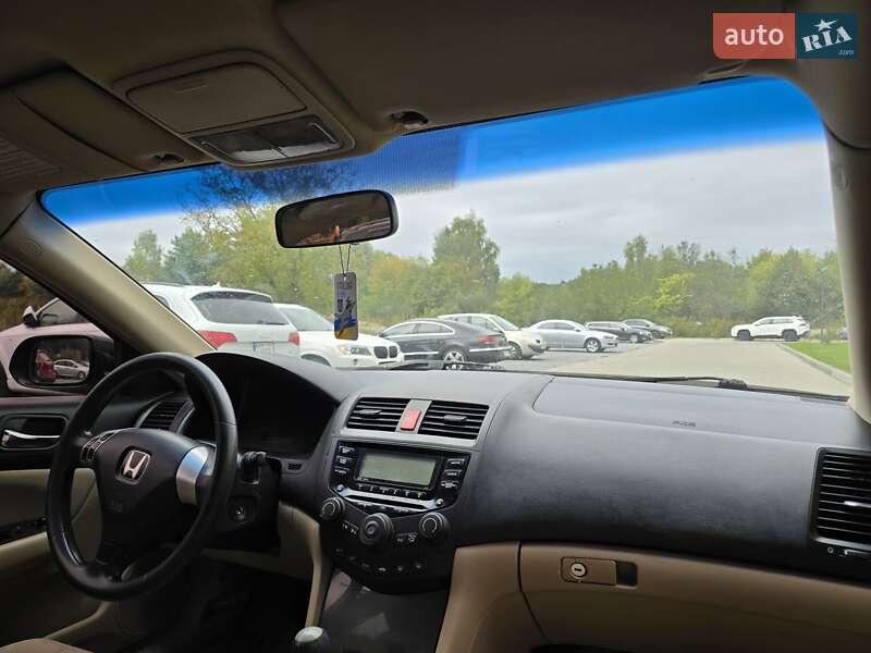 Седан Honda Accord 2003 в Львове