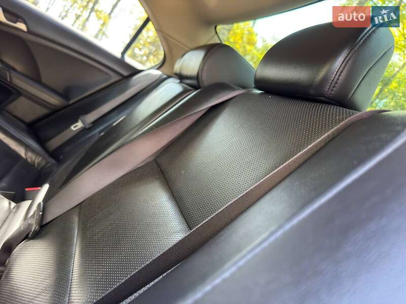 Седан Honda Accord 2011 в Ахтырке