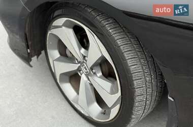 Седан Honda Accord 2018 в 