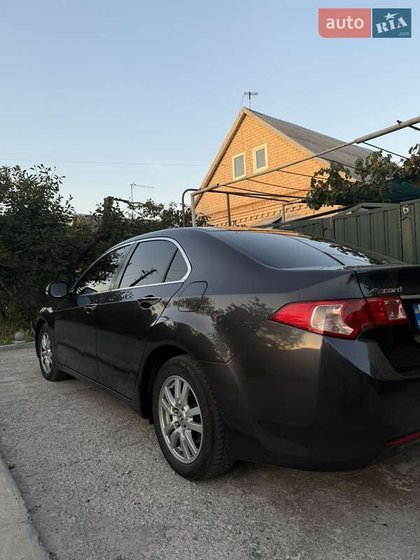 Honda Accord 2011