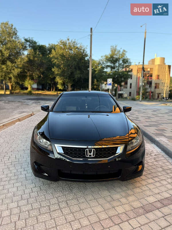 Купе Honda Accord 2008 в Запорожье