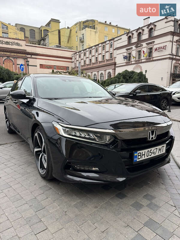 Honda Accord 2018