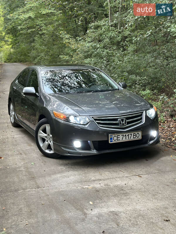 Седан Honda Accord 2008 в Чернівцях