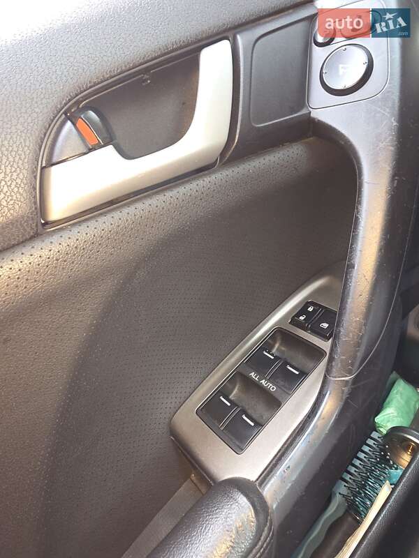 Универсал Honda Accord 2010 в Киеве