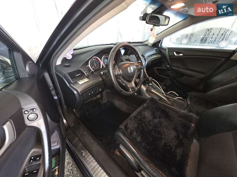 Универсал Honda Accord 2010 в Киеве