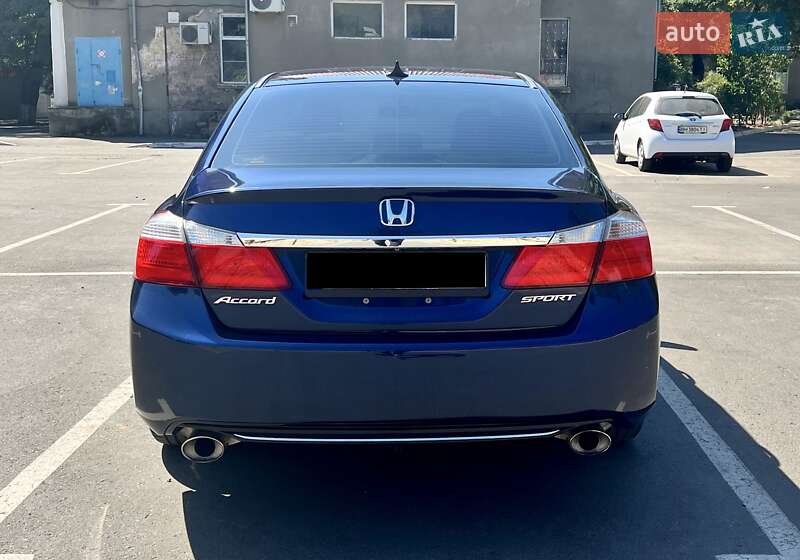 Седан Honda Accord 2014 в Одесі