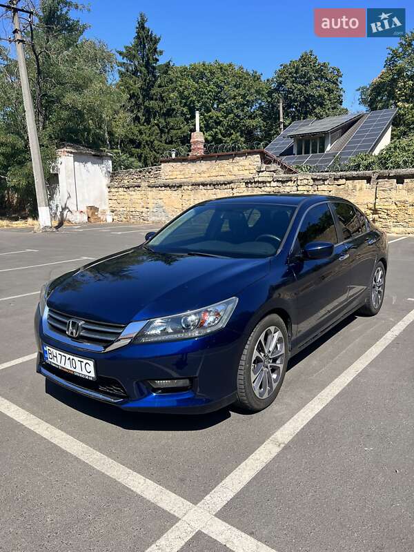 Седан Honda Accord 2014 в Одесі