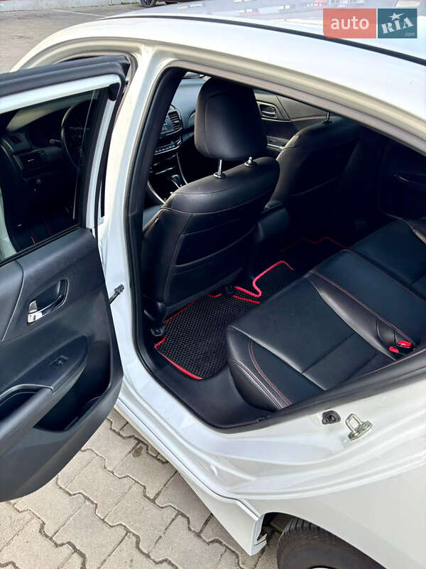 Седан Honda Accord 2017 в Самборе