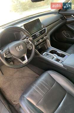 Седан Honda Accord 2018 в 