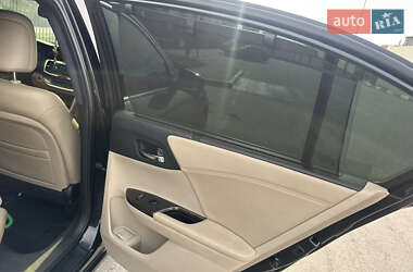 Седан Honda Accord 2013 в 