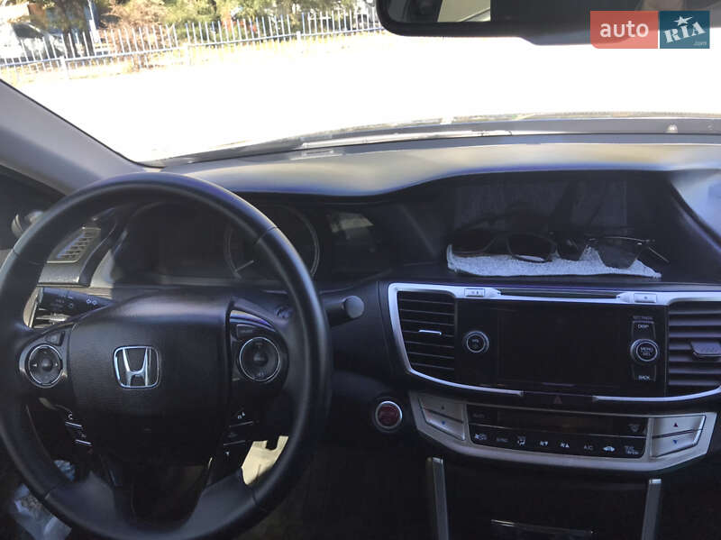 Седан Honda Accord 2014 в Одессе