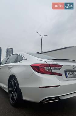 Седан Honda Accord 2022 в 