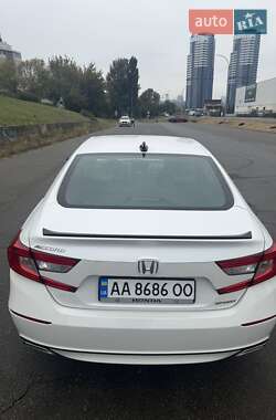 Седан Honda Accord 2022 в 