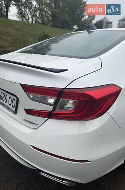 Седан Honda Accord 2022 в 