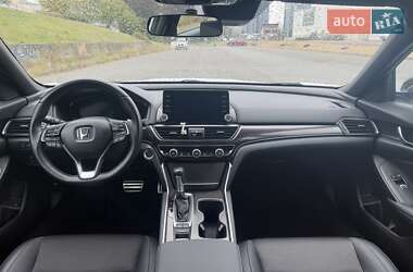 Седан Honda Accord 2022 в 